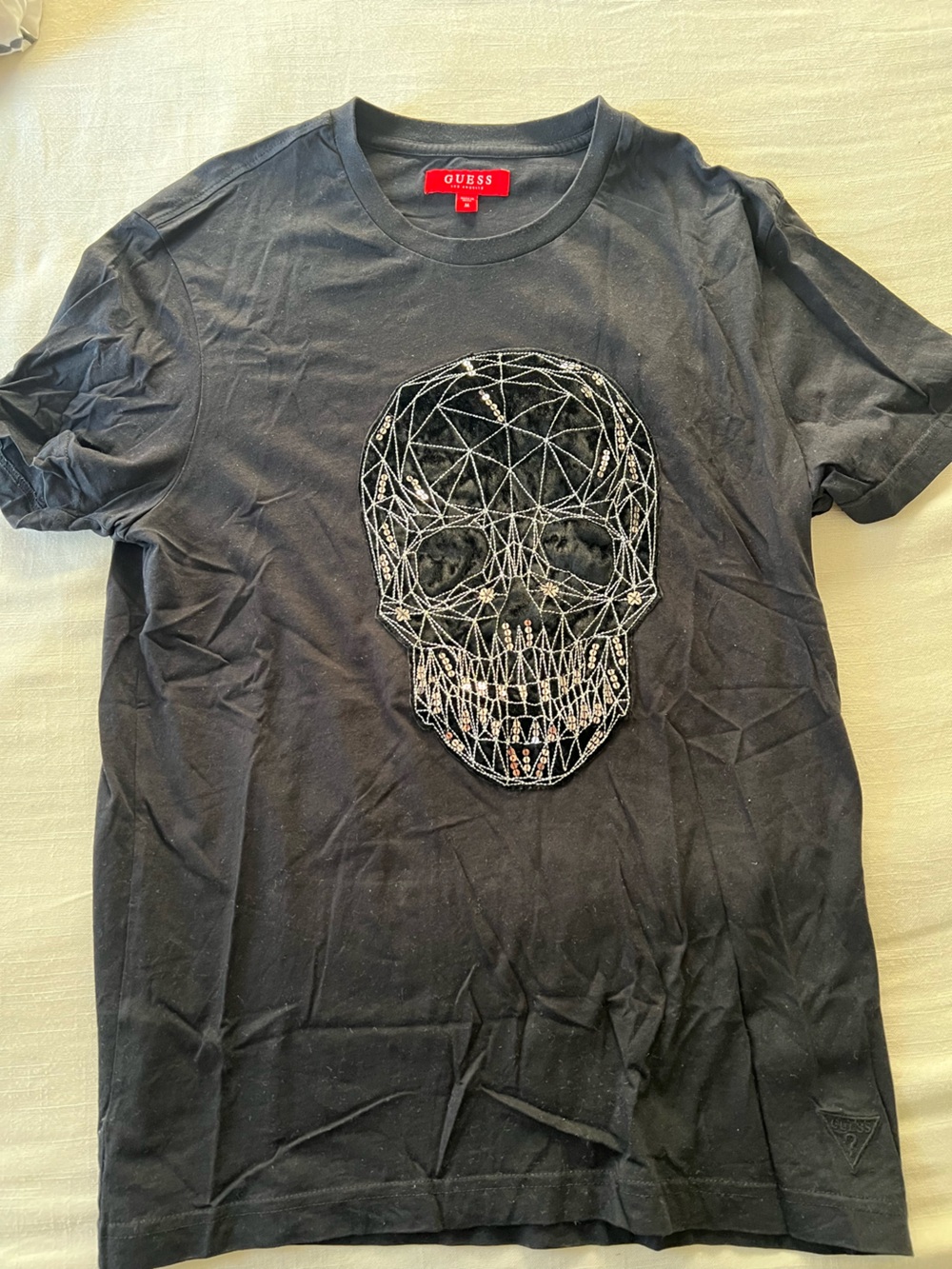 Guess Black Men's T‑Shirt with Embroidered Skull